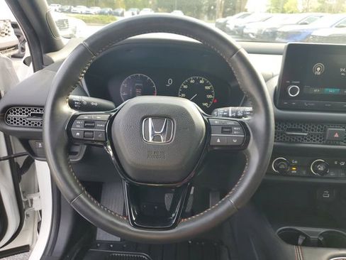 Used 2024 Honda HR-V Sport image 24