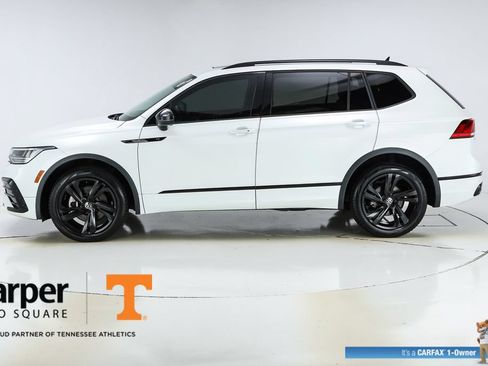 Used 2023 Volkswagen Tiguan SE R-Line FWD image 40