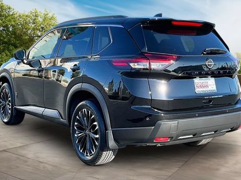 New 2026 Nissan Rogue Dark Armor FWD image 3