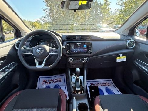 New 2025 Nissan Versa SR w/ Trunk Package image 17