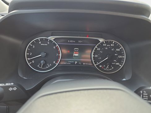 Used 2025 Nissan Rogue SV FWD image 19