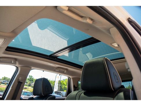Used 2024 Acura MDX SH-AWD w/ Advance Package image 11