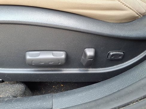 Used 2016 Hyundai Elantra GT w/ Option Group 02 FWD image 18