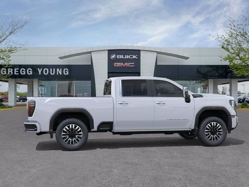 New 2026 GMC Sierra 2500 Denali Ultimate w/ LPO, Black Badging Package AWD/4WD image 7