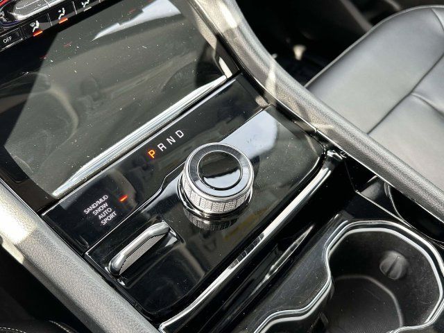 Used 2023 Jeep Grand Cherokee L Limited AWD/4WD image 39