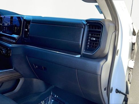 Used 2023 Chevrolet Silverado 1500 LT Trail Boss w/ Protection Package image 16