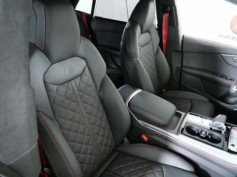 New 2026 Audi SQ8 Prestige image 13