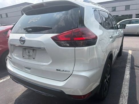 Used 2020 Nissan Rogue SL w/ Premium Package AWD/4WD image 7