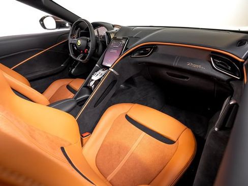Used 2026 Ferrari Roma Spider RWD image 48