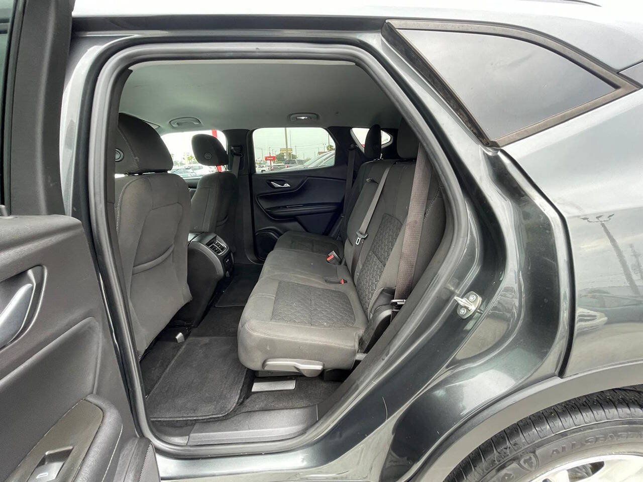 Used 2019 Chevrolet Blazer LT FWD image 10