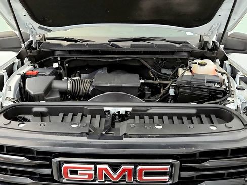 Used 2024 GMC Sierra 2500 Pro w/ Convenience Package AWD/4WD image 14