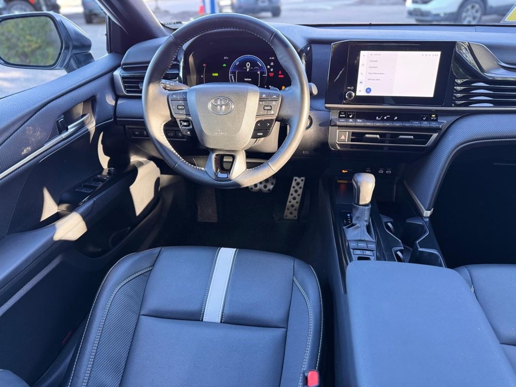 Used 2026 Toyota Camry SE w/ Convenience Package FWD image 27