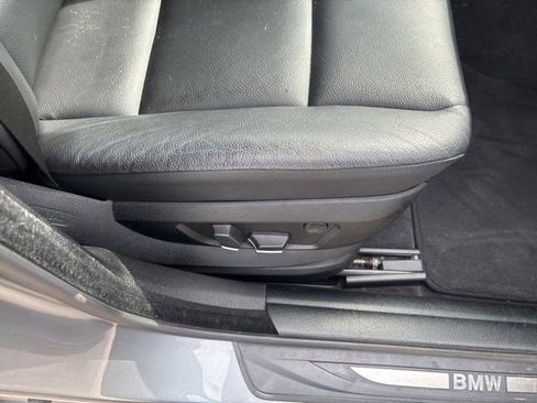 Used 2011 BMW 535i xDrive Sedan AWD/4WD image 11