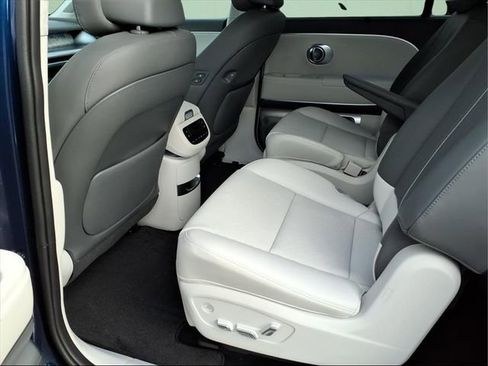 New 2026 Hyundai Ioniq 9 Calligraphy image 10