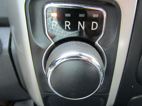 Used 2017 RAM 1500 Lone Star RWD image 30
