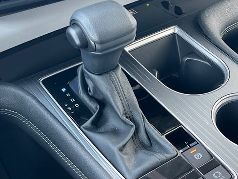 Certified 2026 Toyota Sienna LE FWD image 21
