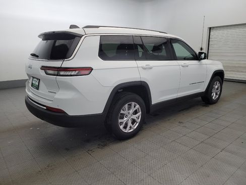Used 2022 Jeep Grand Cherokee L Limited AWD/4WD image 10