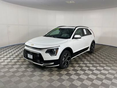 Certified 2023 Kia Niro EX Touring