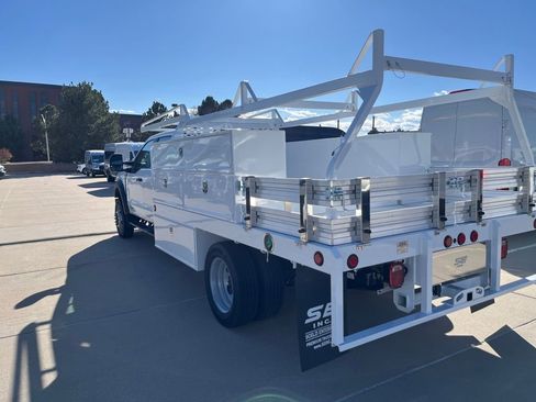 New 2026 Ford F550 4x4 Crew Cab image 5