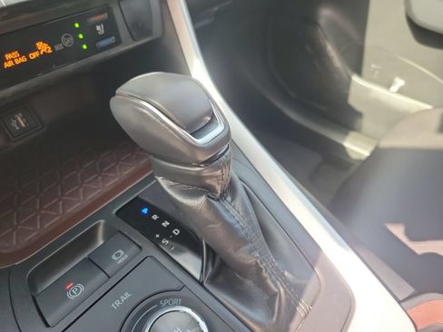 Certified 2025 Toyota RAV4 Limited AWD/4WD image 23