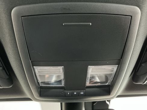 Used 2021 Dodge Challenger R/T w/ Blacktop Package image 17