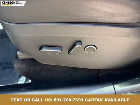 Used 2023 Tesla Model Y Long Range AWD/4WD image 30