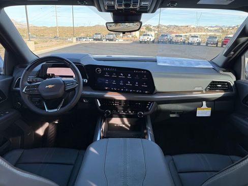 New 2026 Chevrolet Suburban High Country image 18