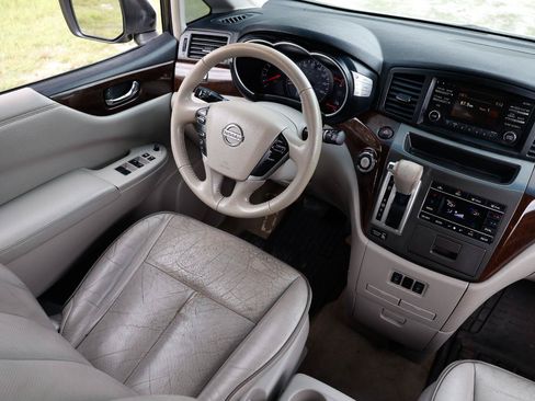 Used 2014 Nissan Quest SL FWD image 20
