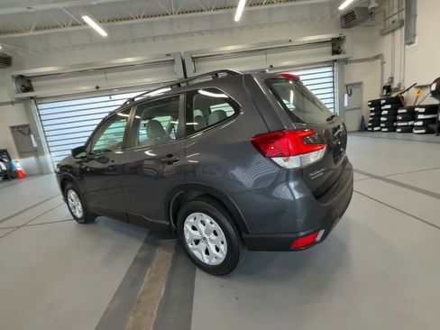 Used 2022 Subaru Forester AWD/4WD image 10