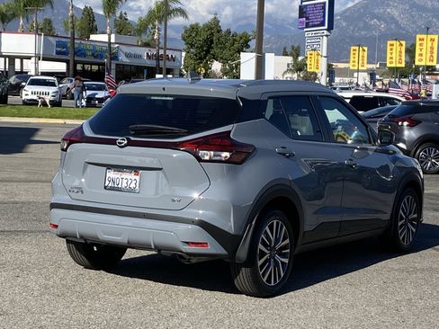 Certified 2024 Nissan Kicks SV image 3