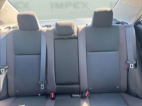 Used 2017 Toyota Corolla LE image 10