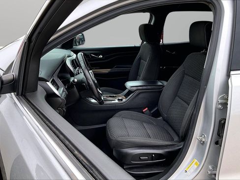 Used 2019 GMC Acadia SLE FWD image 15