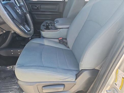 Used 2017 RAM 2500 Tradesman w/ Chrome Appearance Group image 15