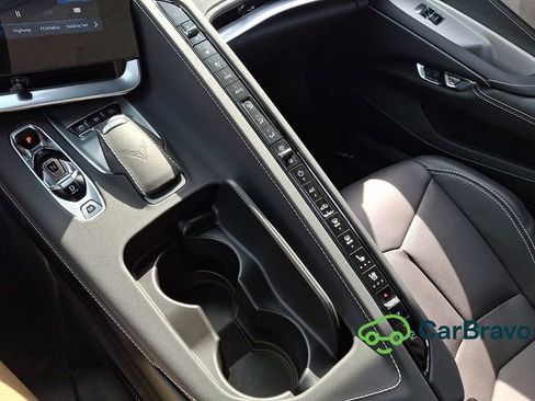 Used 2024 Chevrolet Corvette Stingray Preferred Conv w/ Z51 Performance Package RWD image 15