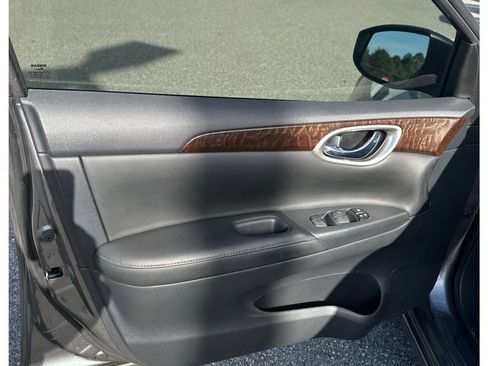 Used 2015 Nissan Sentra SL w/ Navigation Package image 1