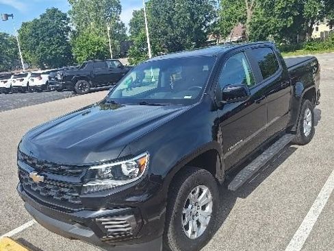 Used 2021 Chevrolet Colorado LT AWD/4WD image 1