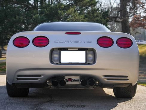 Used 2003 Chevrolet Corvette Z06 w/ Memory Package, 3 Drivers image 7