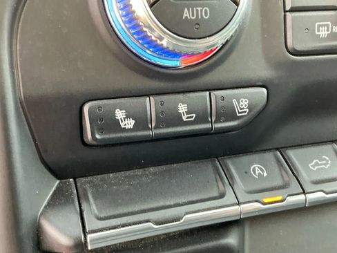 Used 2019 GMC Sierra 1500 SLT image 31