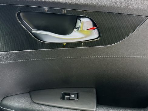 Used 2023 Kia Forte GT-Line w/ GT-Line Technology Package FWD image 29