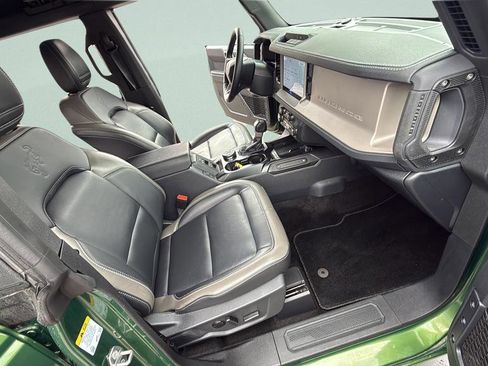 Certified 2025 Ford Bronco Outer Banks AWD/4WD image 34