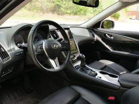 Used 2018 INFINITI Q50 Sport image 2