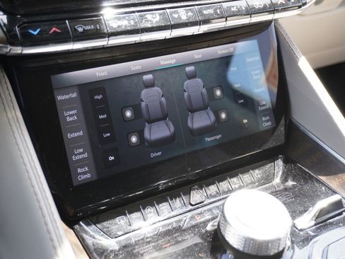 Used 2022 Jeep Grand Wagoneer Series I AWD/4WD image 34