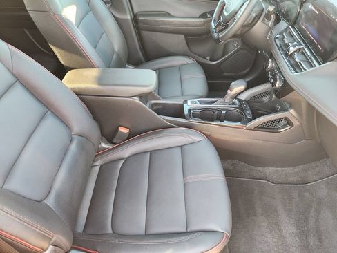 Used 2025 Chevrolet TrailBlazer RS w/ Convenience Package FWD image 24
