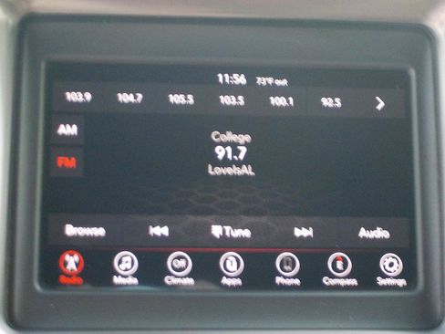 Used 2019 Dodge Challenger SXT image 17