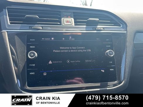 Used 2022 Volkswagen Tiguan SE R-Line image 32