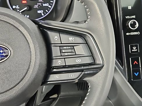 Used 2025 Subaru Forester Premium AWD/4WD image 29