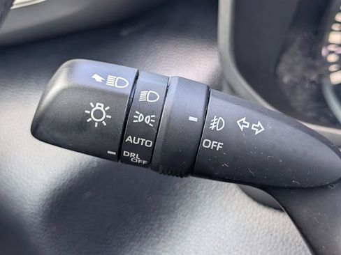 Used 2024 Toyota Tundra SR5 w/ SR5 Convenience Package AWD/4WD image 31