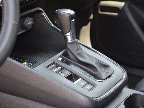 Used 2024 Honda CR-V EX-L image 19