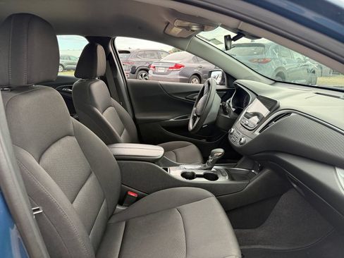 Used 2024 Chevrolet Malibu LT FWD image 40