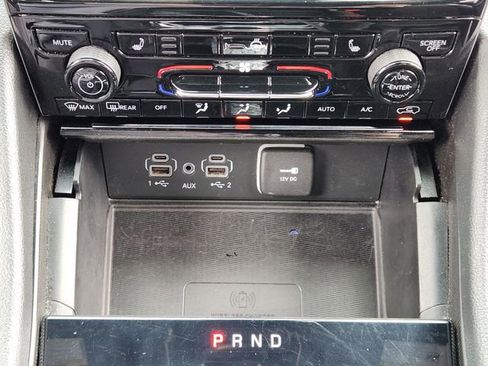 Certified 2024 Jeep Grand Cherokee L Altitude image 17